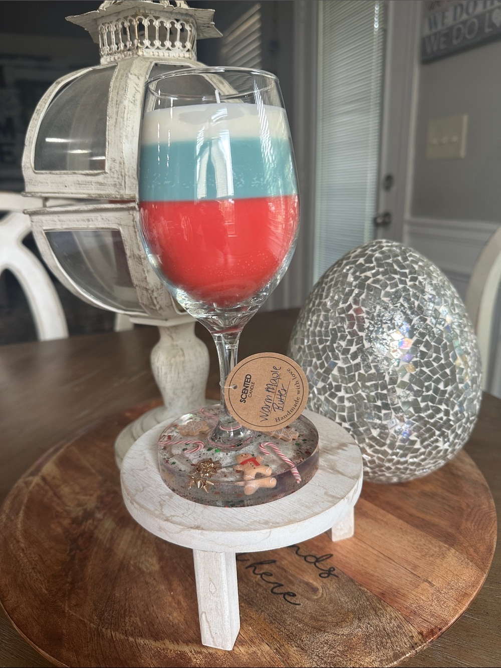 🎄Christmas🎅themed wine glass candle with epoxy resin base